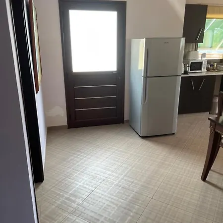 Softades * Όμοδος