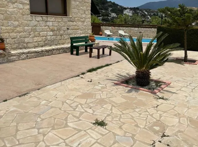 Βίλα Softades Όμοδος