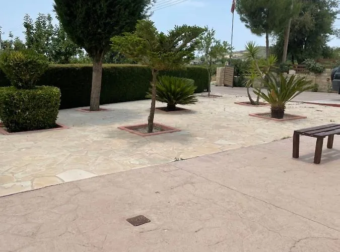 Softades * Όμοδος