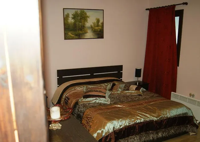 Softades Όμοδος