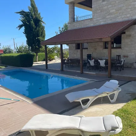 Softades Villa Omodos