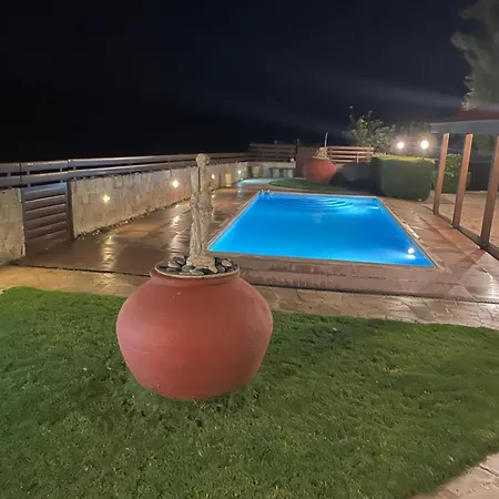 Softades Villa *