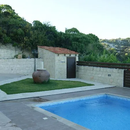 Villa Softades *