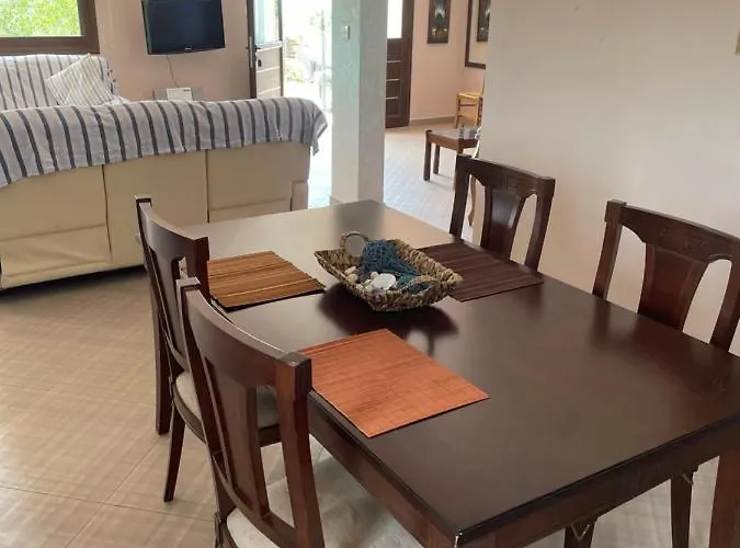 Softades 빌라 오모도스