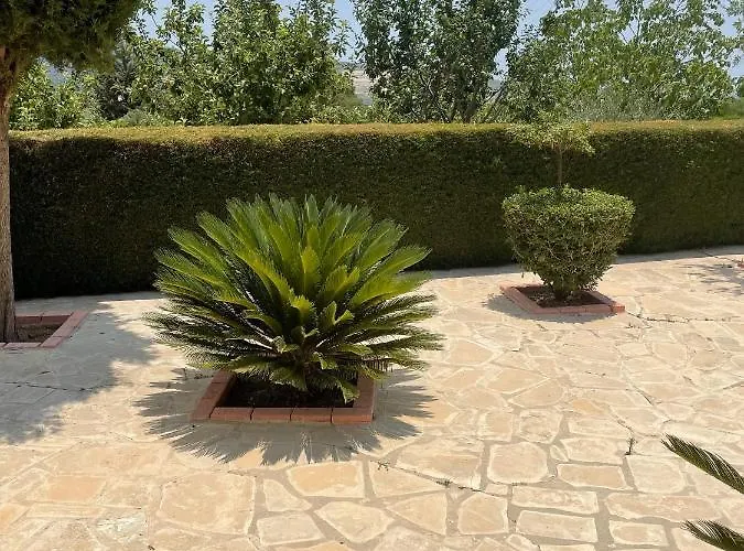 Softades Όμοδος